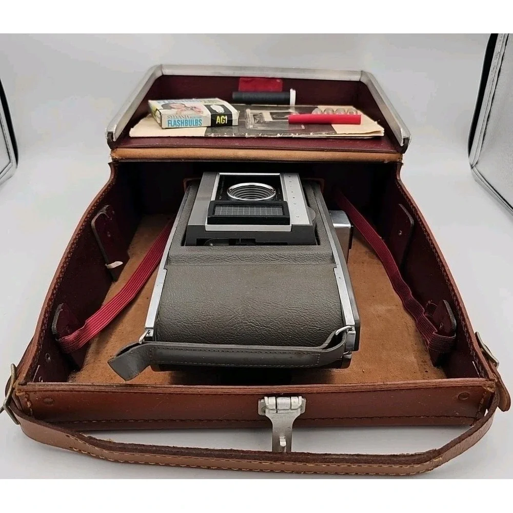 Polaroid Land Camera Vintage Model J66 With Case And Manual And Case‎ Untested